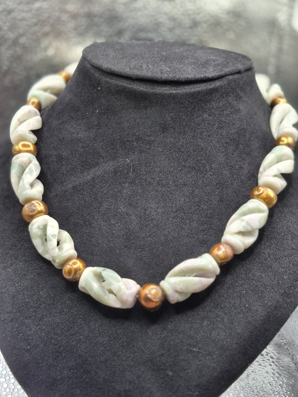 Natural Green Kiwi Jasper With Brown Pearl Necklace